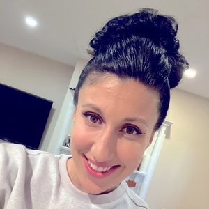 Meet your Posher, Phaidra